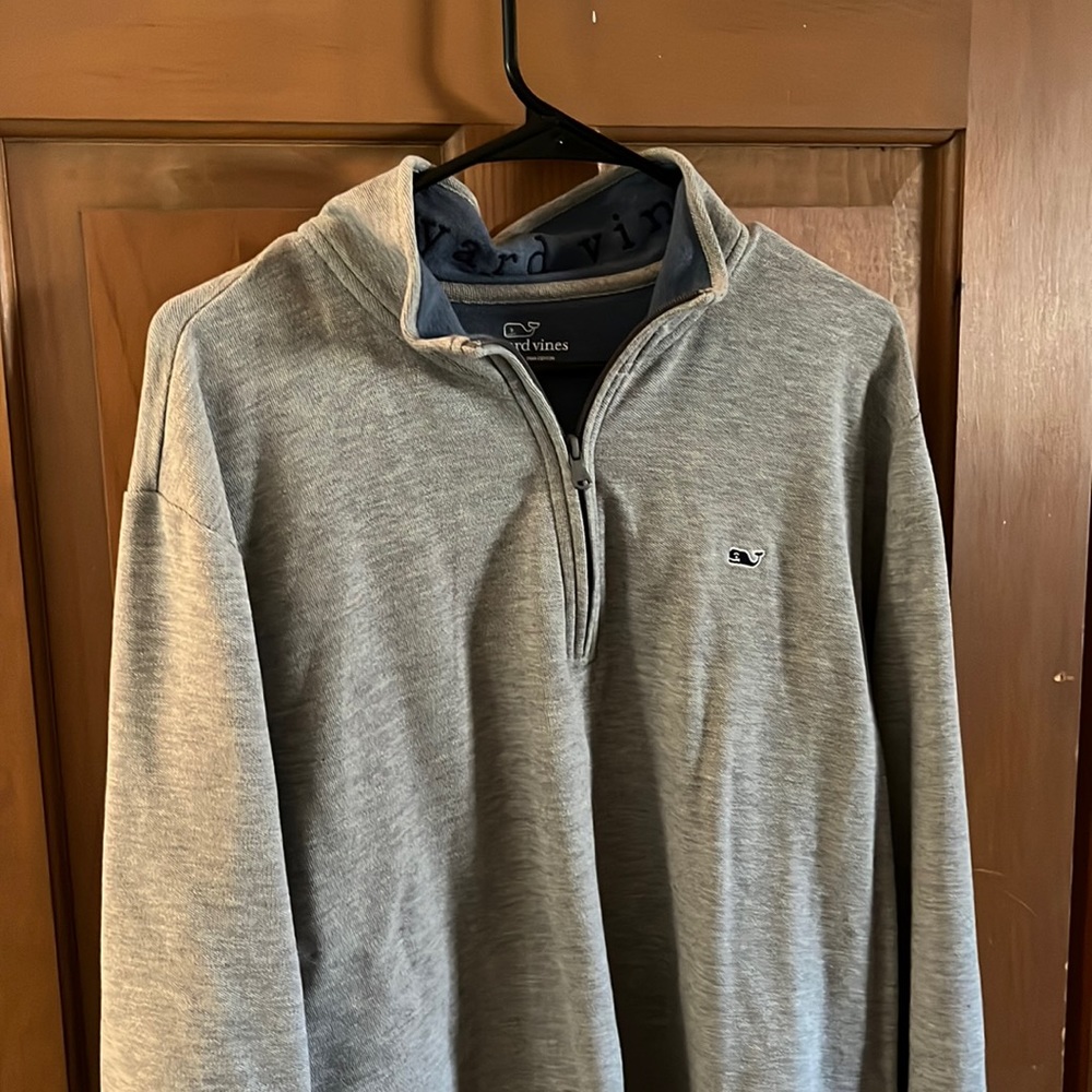 Vineyard Vines pullover